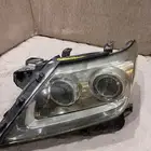 عين لكزس يسار