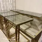 طاولة طعام مع طاولات خدمة