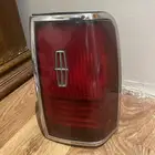 للبيع اسطب أصلي لنكون تاون كار موديل 96