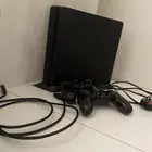 سوني فور برو مع سلك اتش دي و يدتين و كفر واحد لليده ب 850