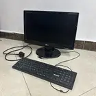 شاشة وكيبورد LG على السوم