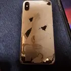 والاسود X برو ماكس و XS الأبيض