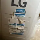 مكيف سبليت LG نظيف جدا  ولا يوجد فيه عيوب