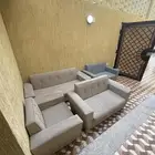 كنب نضيف وملحقات موجوده بخداديات معها