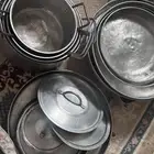 مواعين مع صواني