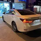للبيع
