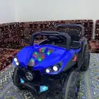 سيارة اطفال
