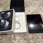 للبيع iPad Air الجيل الخامس جديد