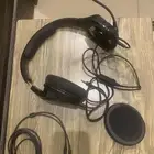 سماعه هايبر اكس كلاود سلكيه بها مشكله بالصوت