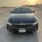 كيا كادينزا 2017. مالك اول