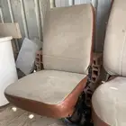 كرسي ا ظفي اتش ون متحركا نضيف جده
