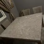 طاوله طعام