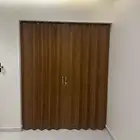 ابواب بلاستيك وجلد وستائر