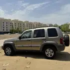 جيب شيروكي 6 سلندر رصاصي موديل 2007 ماشي 215160ميل