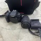 كاميرا كانون 700D