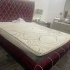 سرير للبيع مستخدم