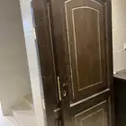 بابين خشب جديده للبيع