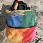 دراجة   عربة كرسي اطفال صغيره وتتسفط