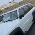 جيب نيسان ( فتك ) 4 بيبان الموديل 2009
