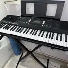 بيانو ياماها شبه جديد مع شنطة وستاند وكرتونه