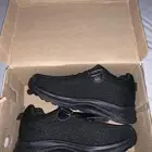 جزمة اطفال بكرتونها اشتريتها ب60ريال