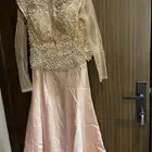 فستان مستعمل للبيع