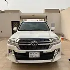 تويوتا لاندكروزر 2016