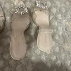 شنطتين وجزميتين استعمال قليل