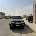 نيسان 2001