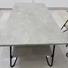 طاولات خدمه . طاولة أساسيه و 4 خدمه