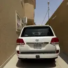 جيب لاند كروزر مديل 2010 جي اكس أر 2