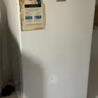 ثلاجة صغيرة
