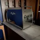 مكينة قهوه ومطحنه للمقاهي والمطاعم