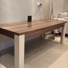 طاولة طعام