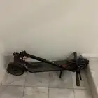 اسكوتر كهربائي نضيف
