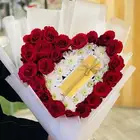 بوكيه شكل قلب مع شوكلاته بستاني