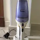 مكنسه كهربائيه صغيره