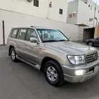 لاندكروزر 2005 مخزن ماشي قليل