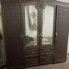 خزانة للبيع شبه جديده