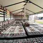 بيت ملكي دون إطناب