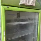 ثلاجة عرض