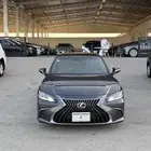 للبيع لكزس ES350 - 2022 سي سي - بحالة الوكاله