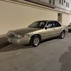 فورد ماركيز 2000