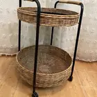 طاولة جانبية خيزران
