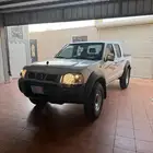 نيسان ددسن دبل مخزن