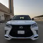 جيب لكزس 2019 سعودي بحالة الوكالة