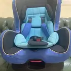 مقعد سيارة ( للاطفال )