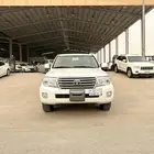 لاندكروزر V8