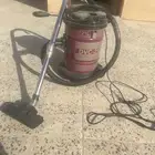 مكنسة كهربائية