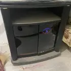 طاولة شاشة صغيرة بدولاب